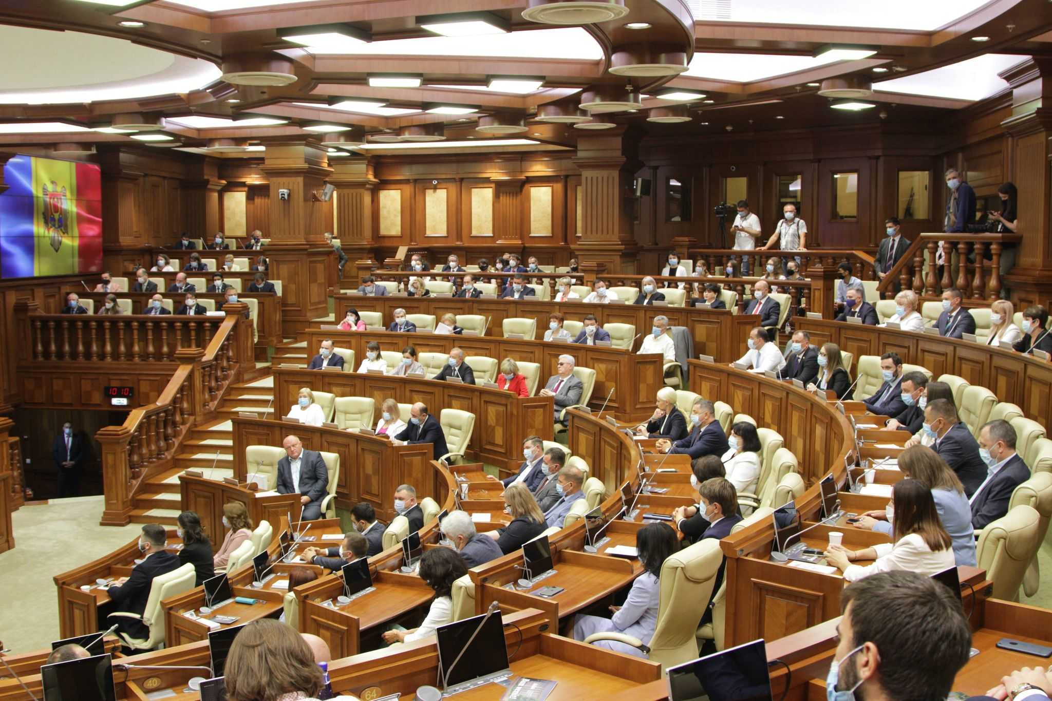 Majoritatea parlamentară a ajuns la o înțelegere cu opoziția