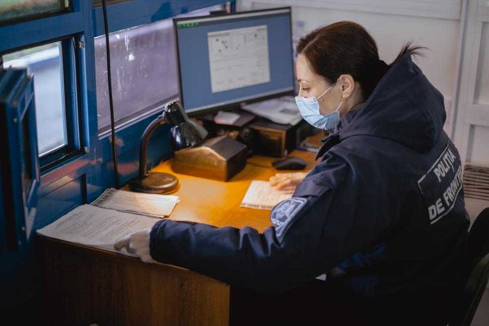 Șase acte falsificate, depistate în ultimele 24 de ore