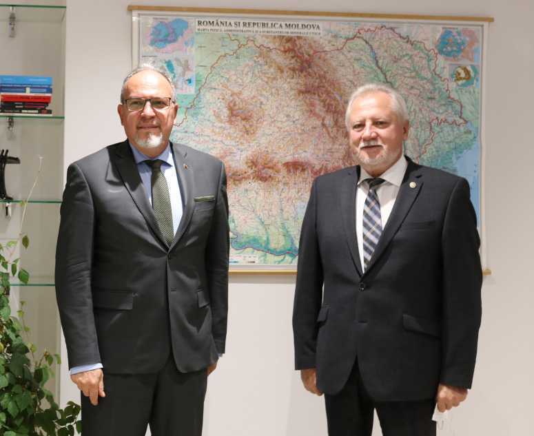 Securitatea energetică, discutată de șeful ANRE și ambasadorul României 