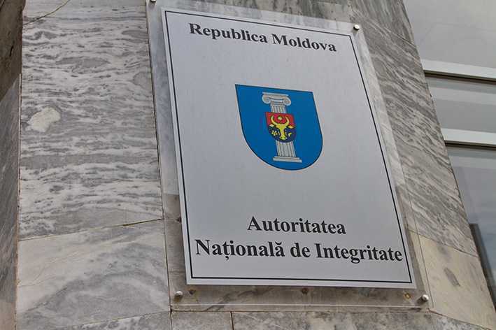 Amenzi de 12 mii de lei și mai multe controale au fost inițiate pe incompatibilități de funcție