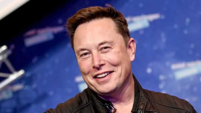 Elon Musk îndemnă oamenii să aibă mai mulți copii