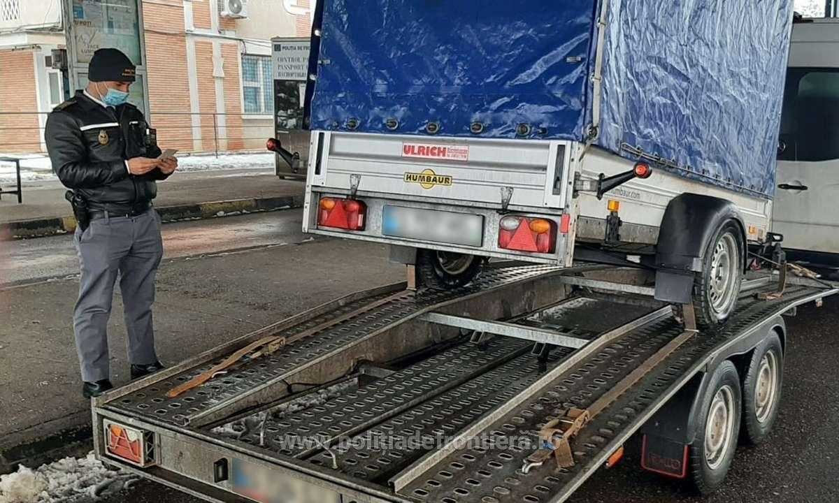Vehicule neînmatriculate, depistate în trafic de poliţiştii de frontieră
