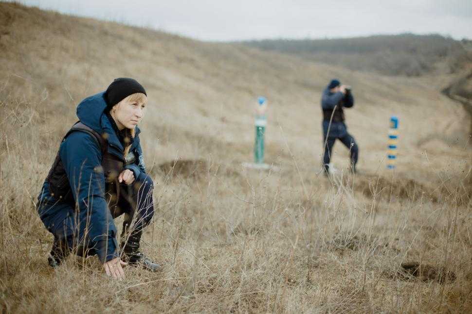 Doi conaționali reținuți pentru trecerea ilegală a frontierei