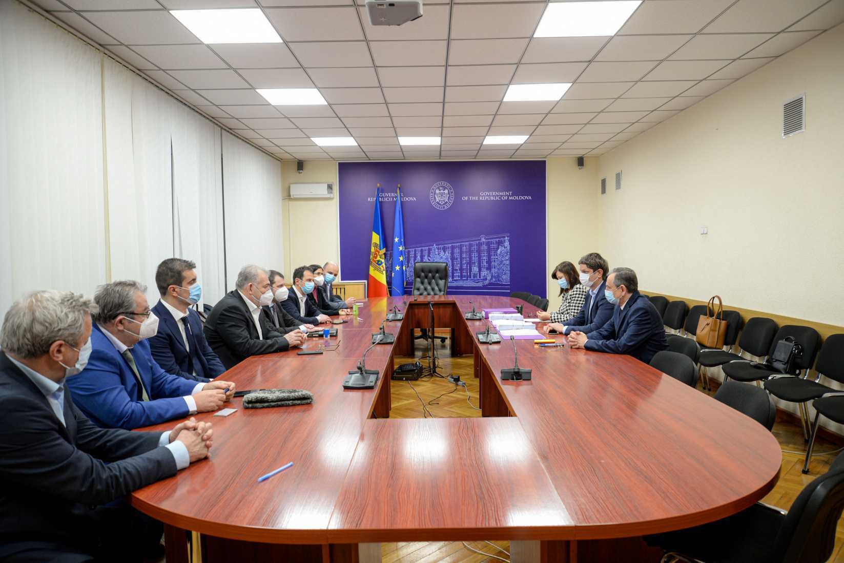 A fost semnat contractul privind modernizarea stației electrice Chișinău de 330 kV