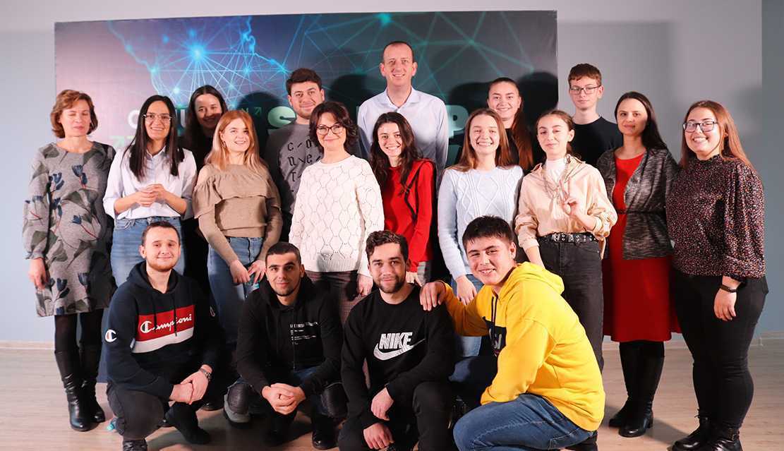 Startup Academy UNI: Tinerii din Cahul, premiați pentru o idee de afacere IT