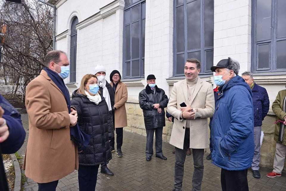 Viitorul Centru cultural în numele lui Eugen Doga, vizitat de Ion Ceban