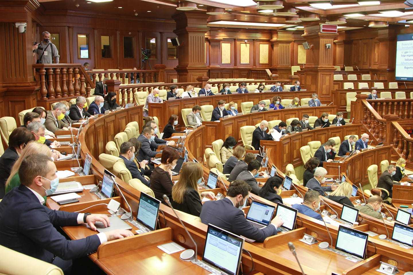 Doi consilieri ai ANSC, demiși în baza cererilor depuse