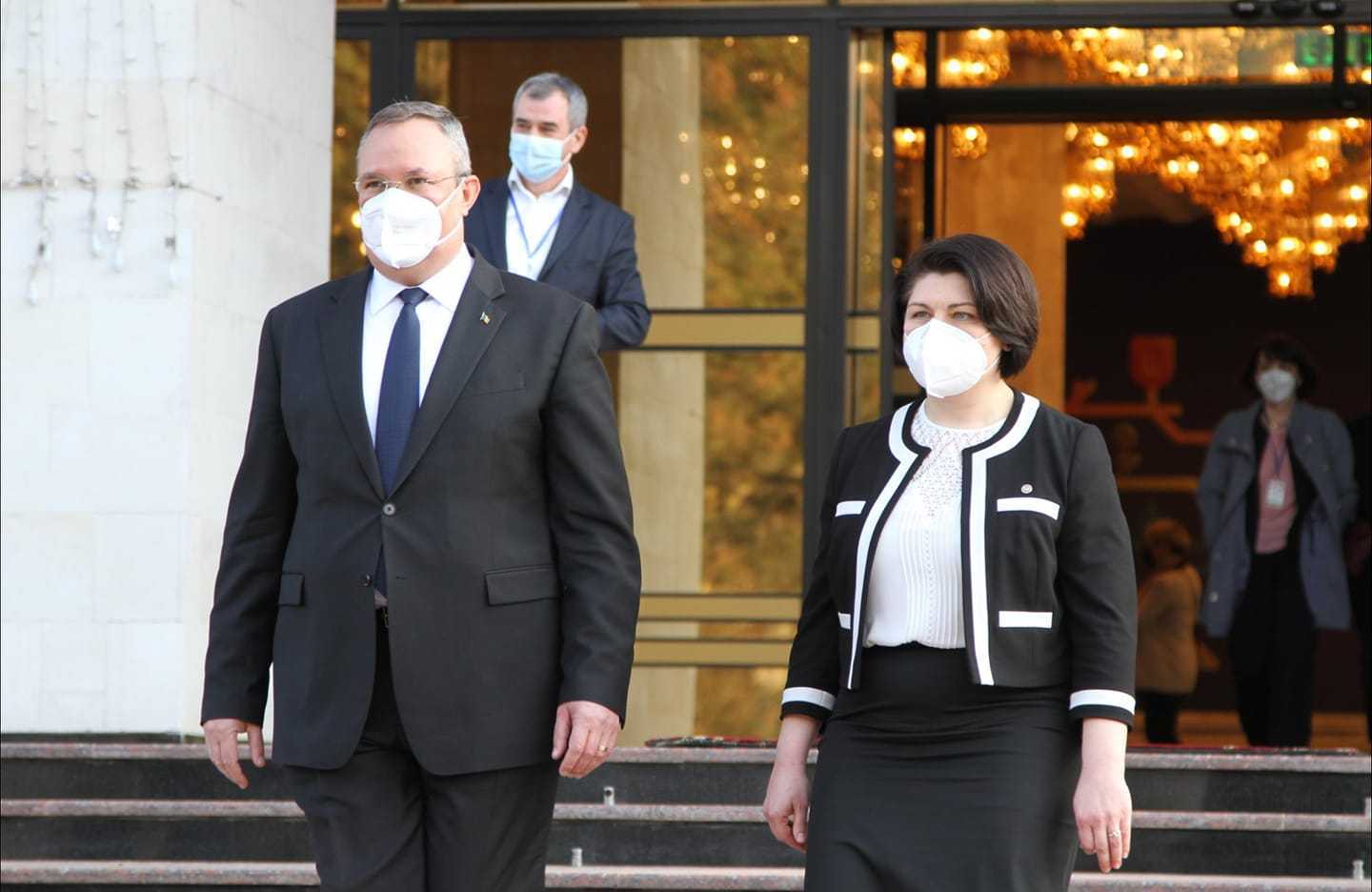13 documente bilaterale au fost semnate la ședința comună a Guvernelor de la Chișinău și București