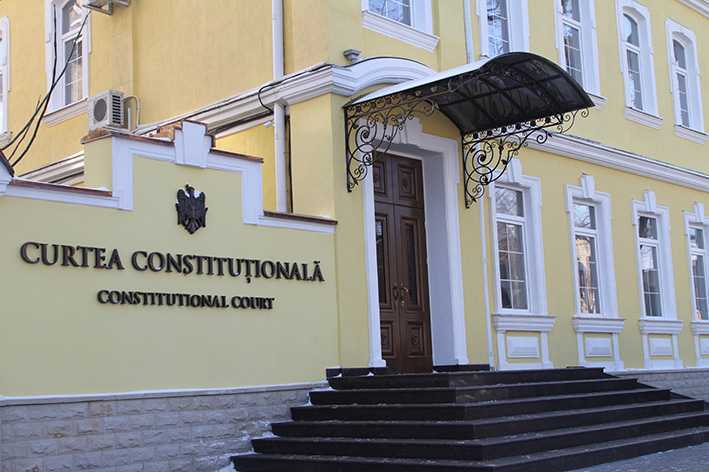 CC a respins sesizarea privind aplicarea retroactivă a tarifelor majorate la gaze