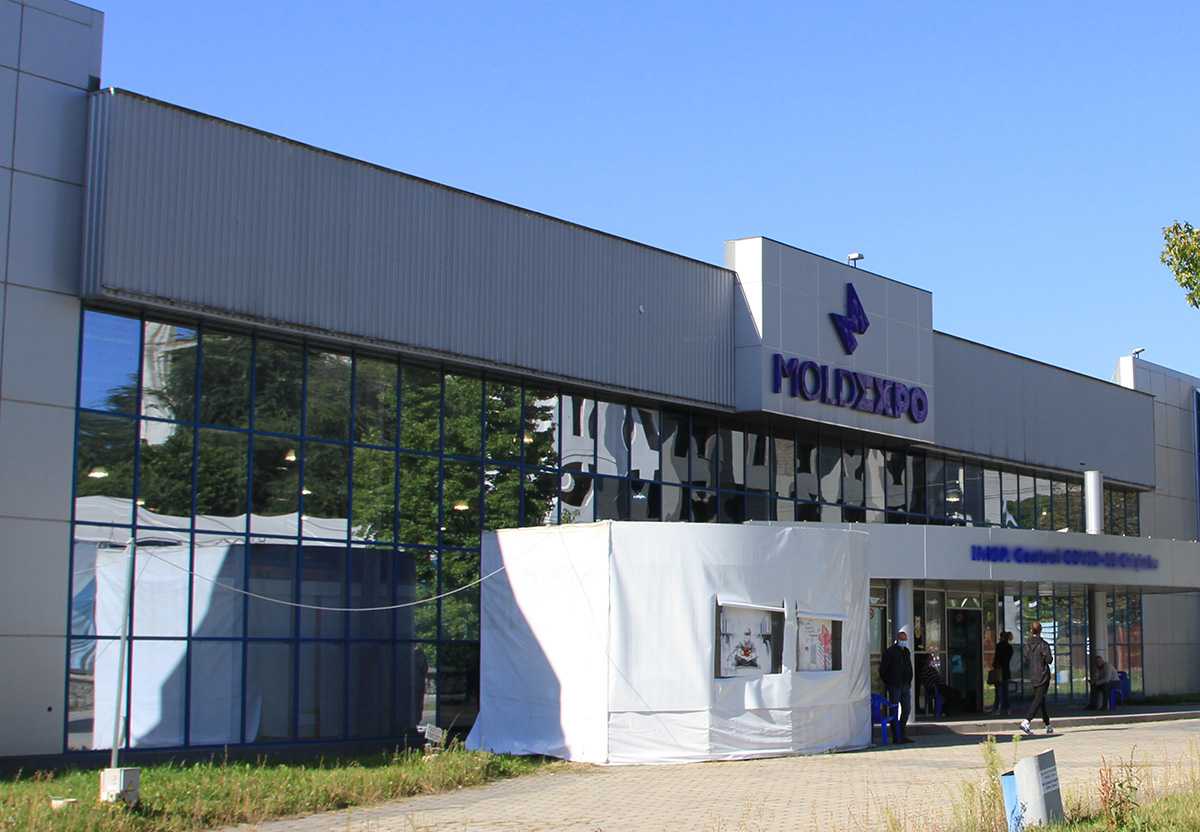 Centrul de plasament pentru refugiați deschis la Moldexpo activează în regim non-stop