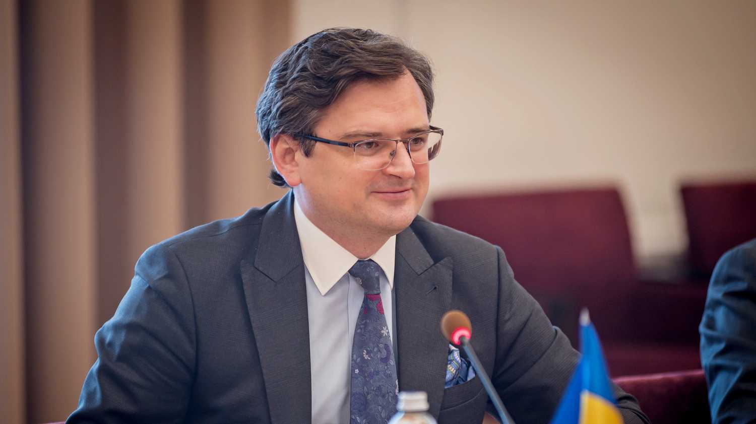 Diplomația ucraineană a mobilizat peste un miliard de dolari pentru achiziționarea de arme