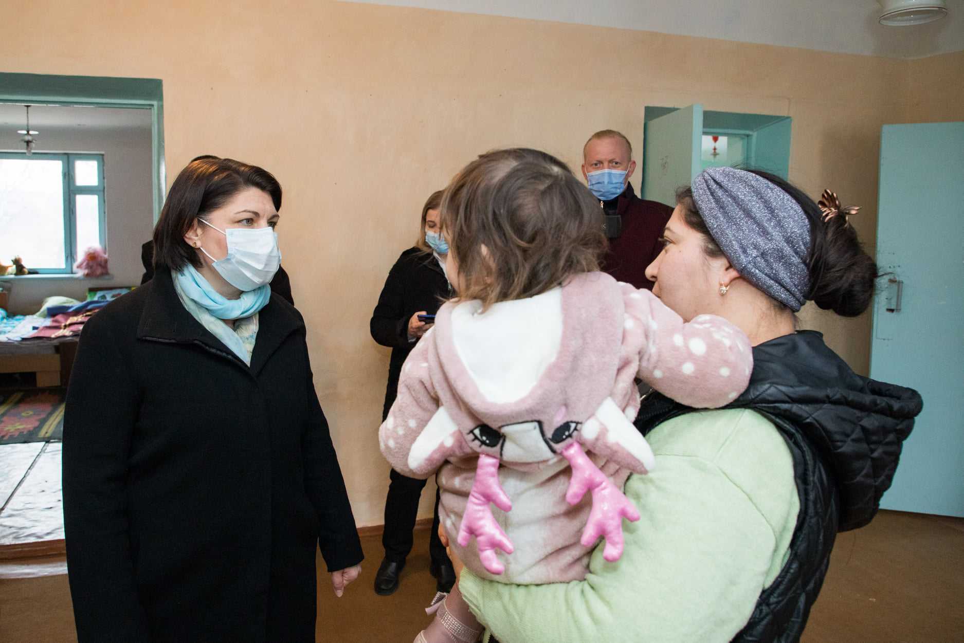 Natalia Gavrilița a vizitat Centrul de plasament pentru refugiați din satul Cărpineni