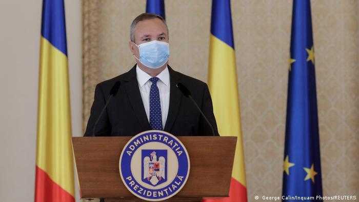 România: Activitate blocată a 3 companii și 2 persoane fizice, căci dădeau bani Kremlinului