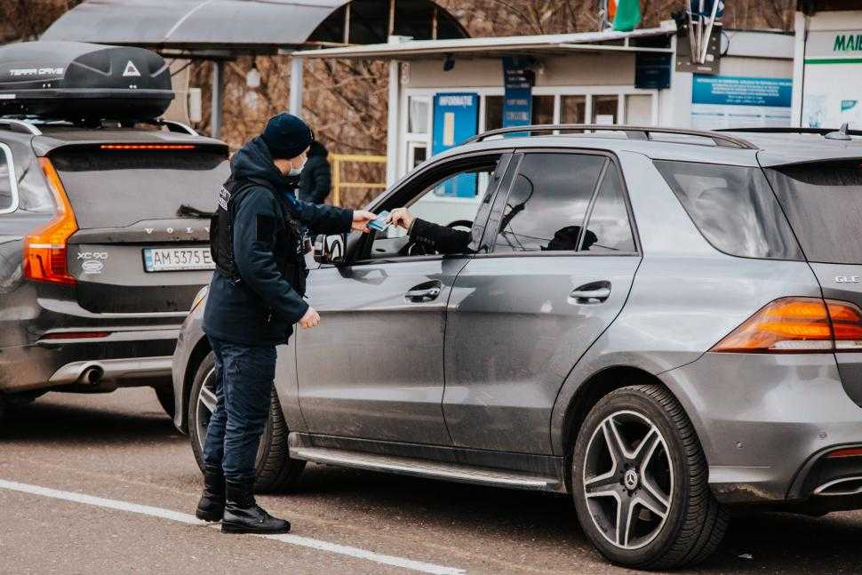Flux majorat în opt puncte de trecere a frontierei de stat