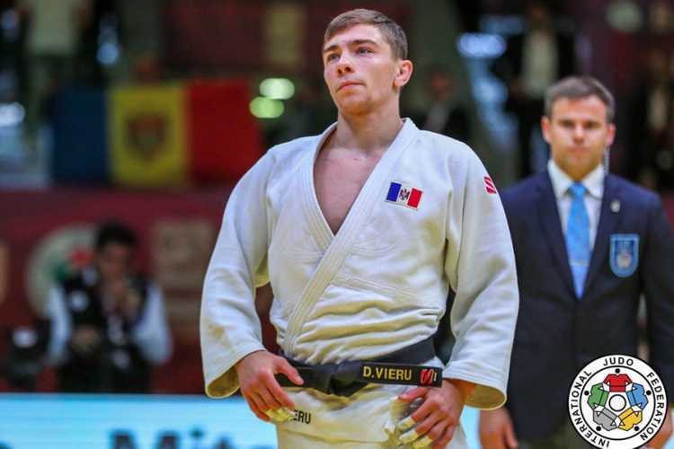 Denis Vieru a devenit lider mondial în categoria 66 kg