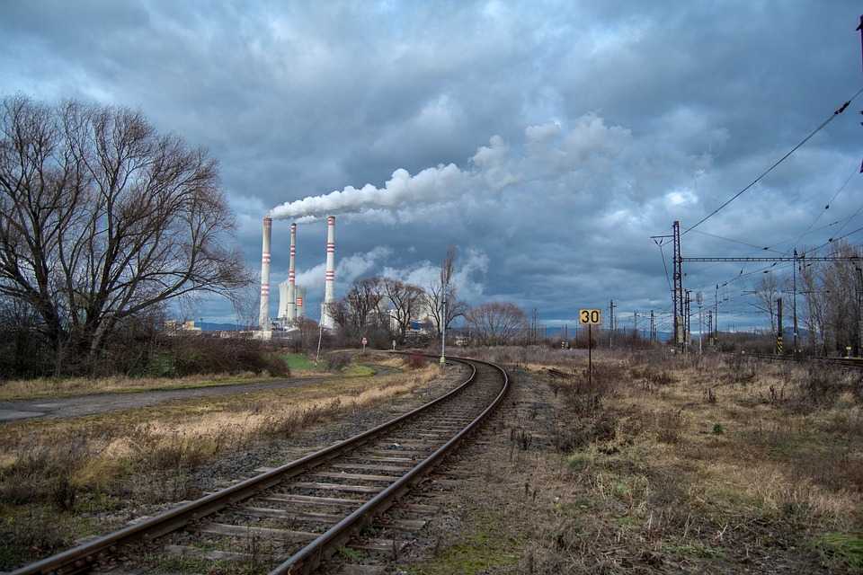 România repornește centralele electrice pe bază de cărbune