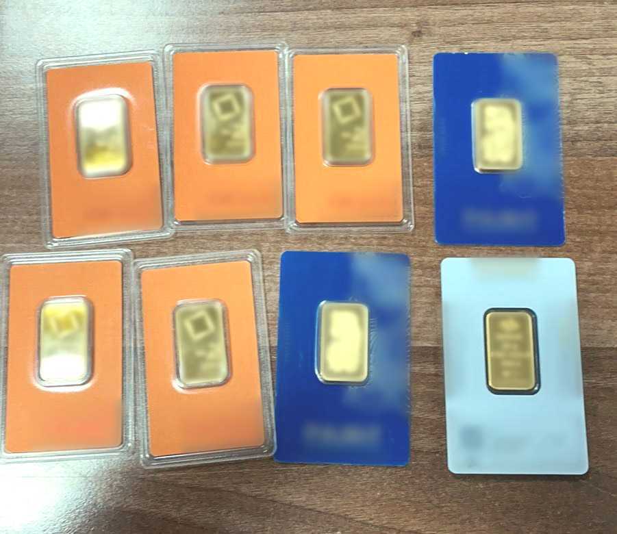 Patru persoane reținute, inclusiv un angajat al Serviciului Vamal, într-o tentativă de contrabandă
