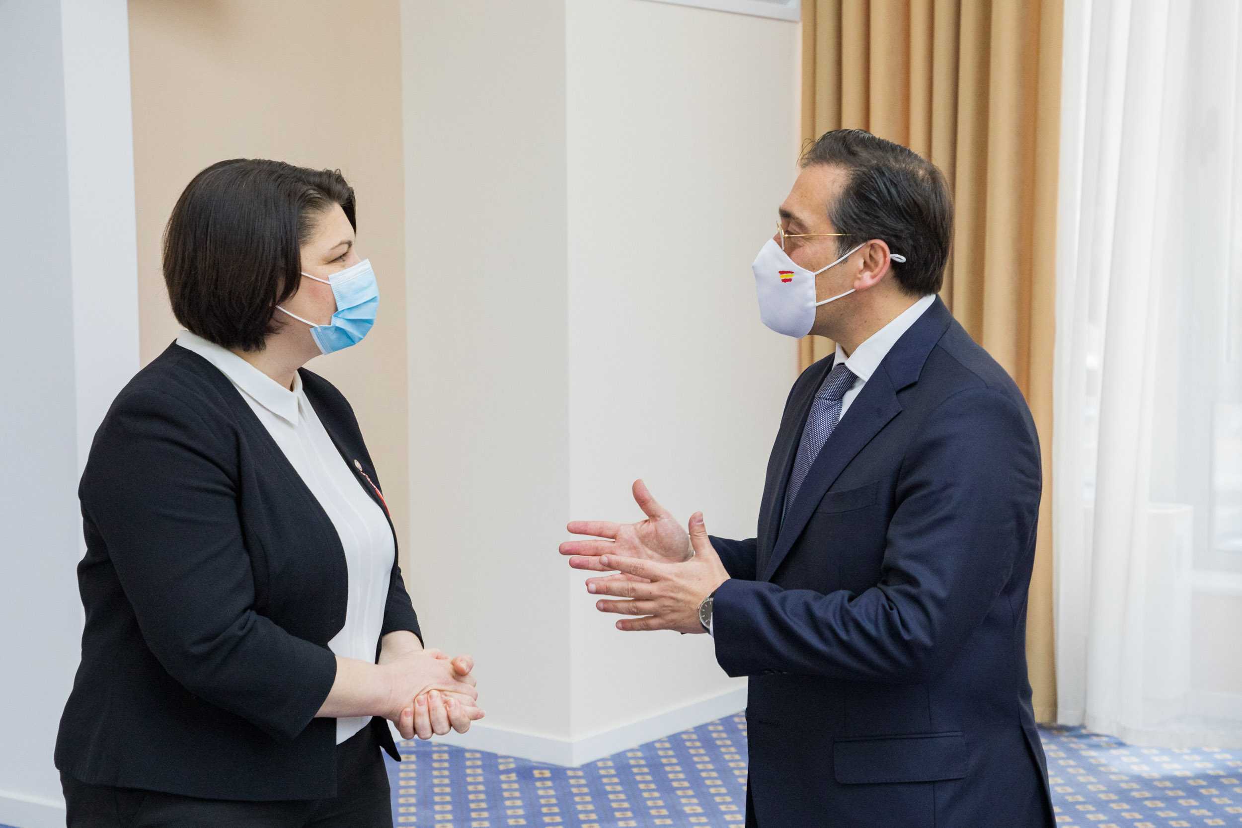Natalia Gavrilița a dialogat cu șeful externelor Spaniei, José Manuel Albares