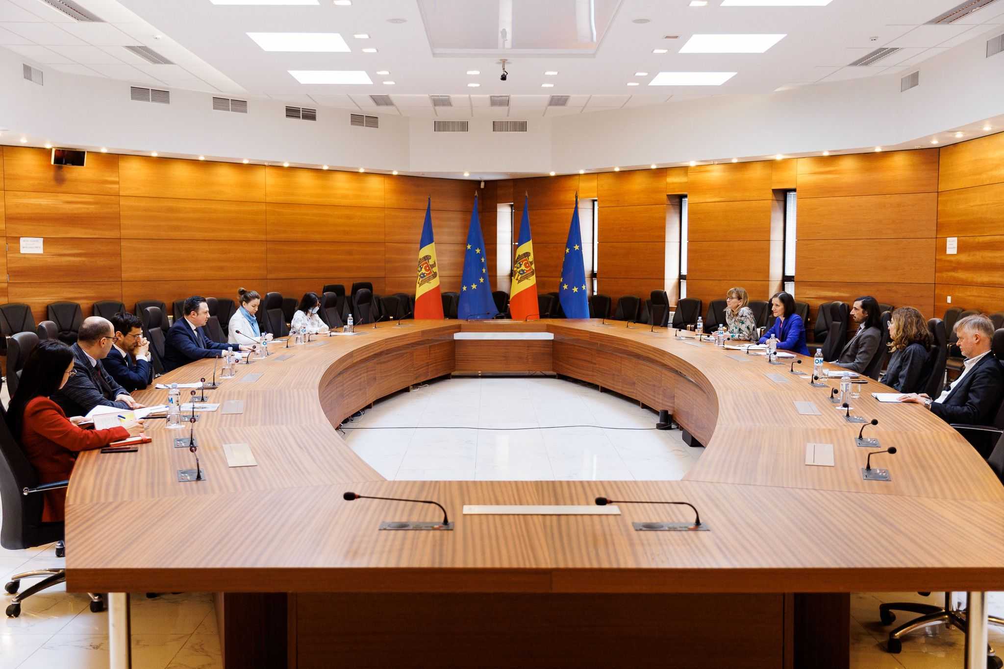 Întrevederea secretarului general Sergiu Odainic cu reprezentanții Consiliului Norvegian pentru Refugiați