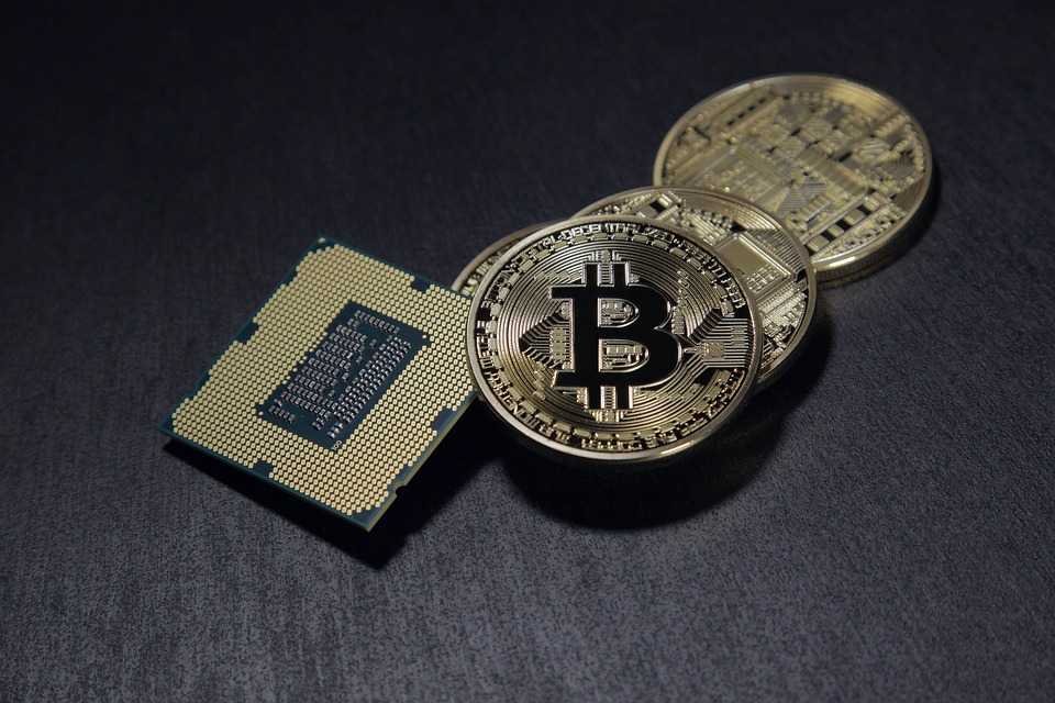 UE avertizează: Fiți pregătiți să pierdeți toți banii investiți în criptoactive