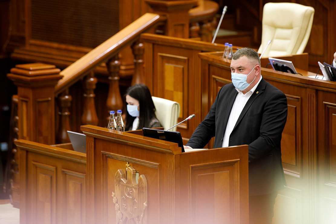 Deputații au aprobat un proiect de lege pentru protecția victimelor represiunilor politice