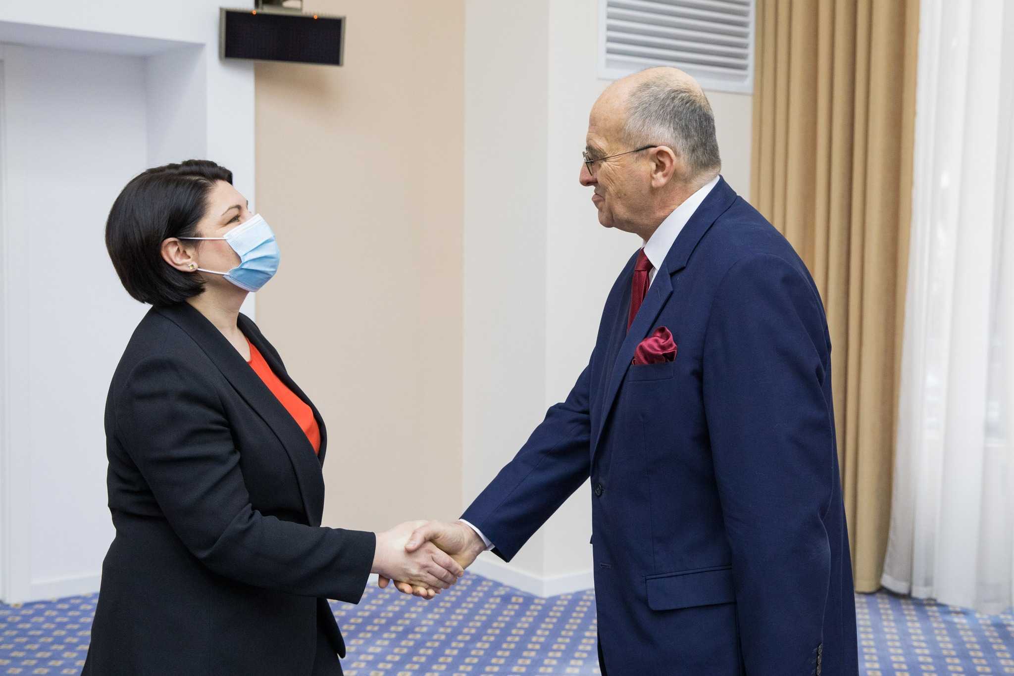 Natalia Gavrilița, în dialog cu șeful diplomației poloneze, președintele în exercițiu al OSCE, Zbigniew Rau