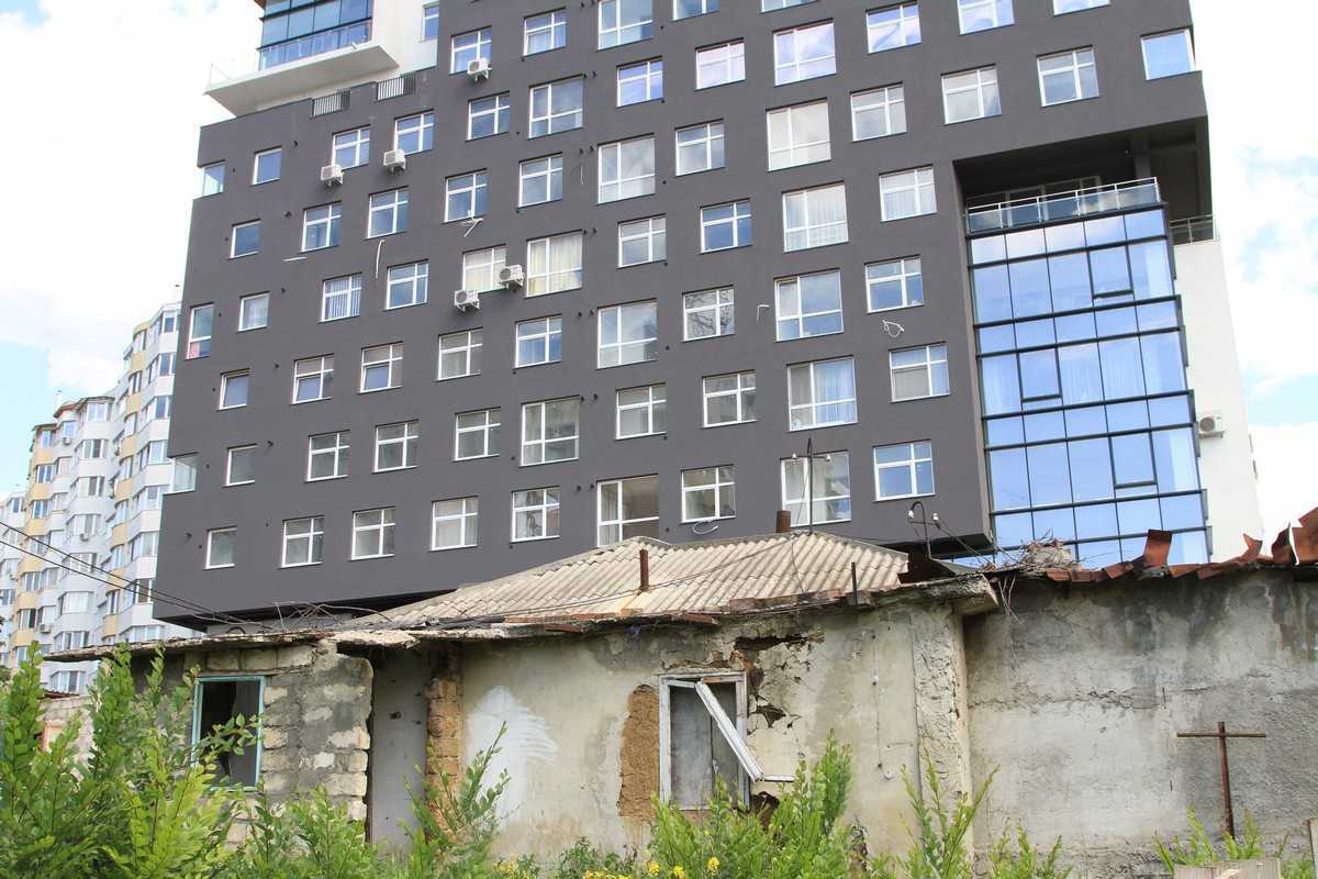 CNA: Tot mai multe construcții sunt ridicate ilegal în municipiile Chişinău, Bălţi şi Cahul
