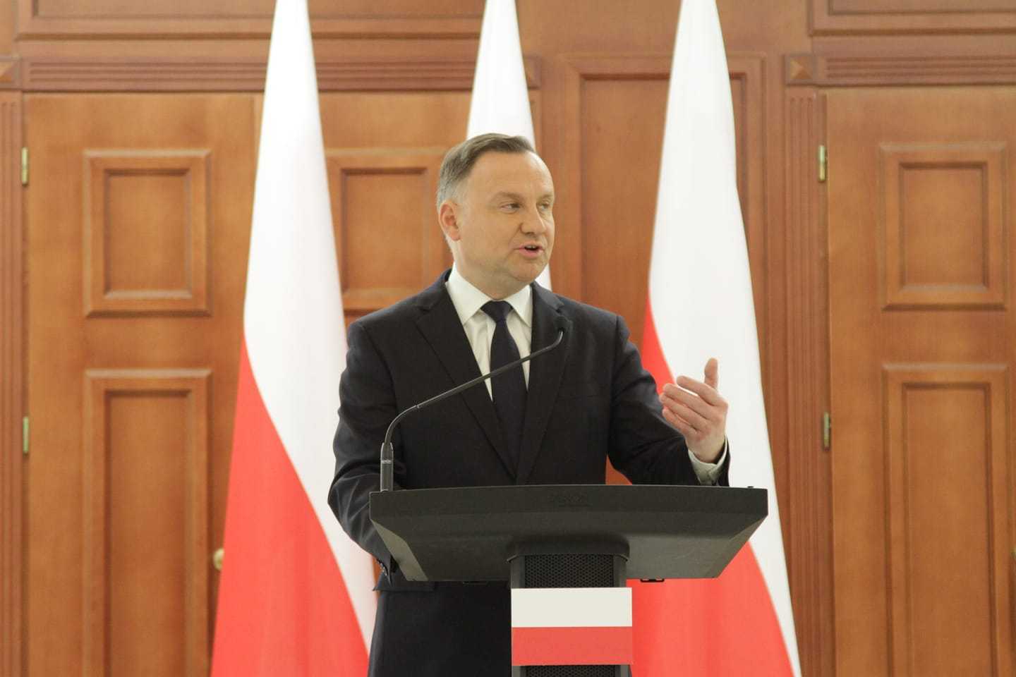 Andrzej Duda: Apărătorii Ucrainei au nevoie de trei lucruri: arme, arme și iar arme