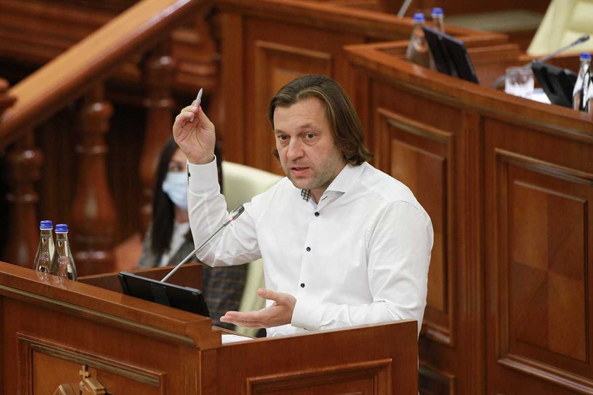 Cresc amenzile pentru încălcarea legislației valutare