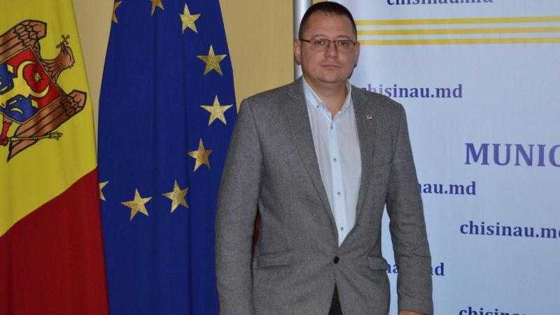 Proiectul consilierului Ruslan Verbițchi, votat de CMC. Primăria va avea întreprindere separată pentru maidanezi