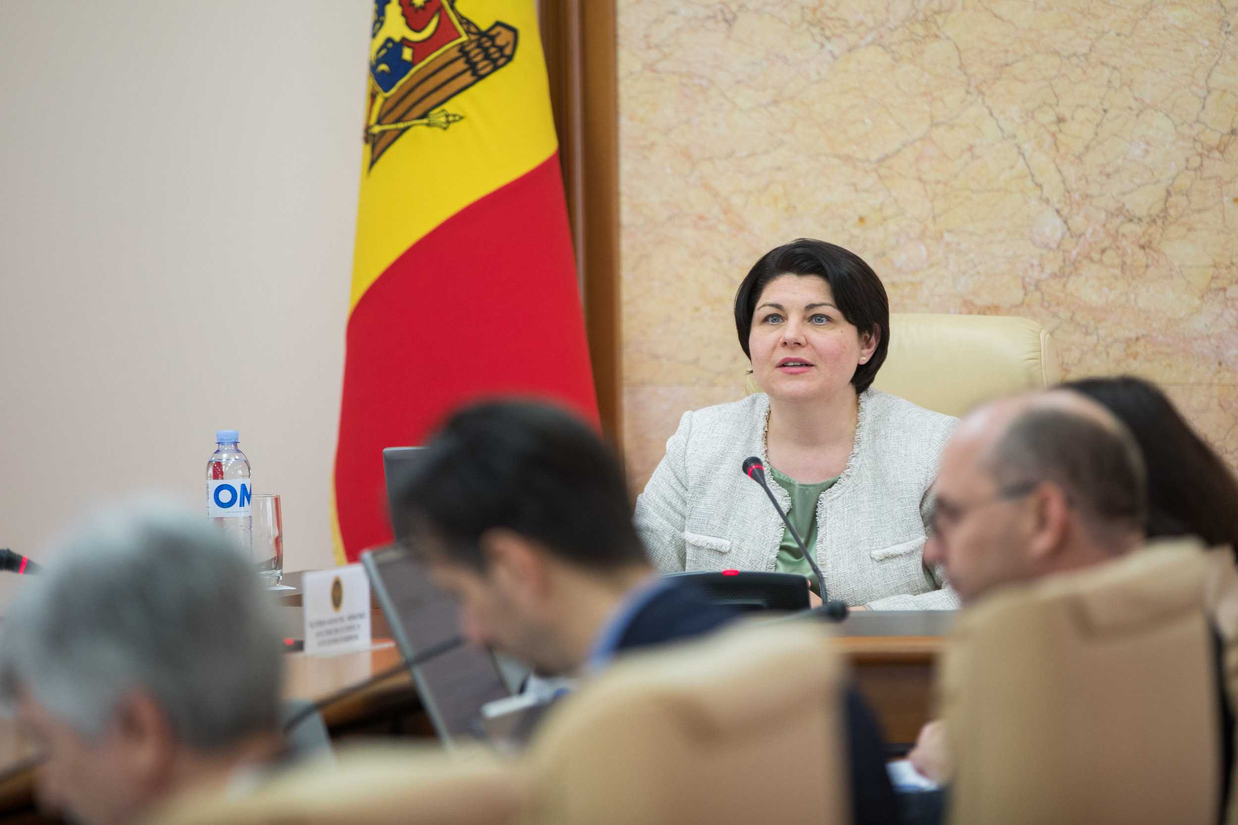Salarii mai mari pentru unii angajați ai instituțiilor de învățământ, din luna mai