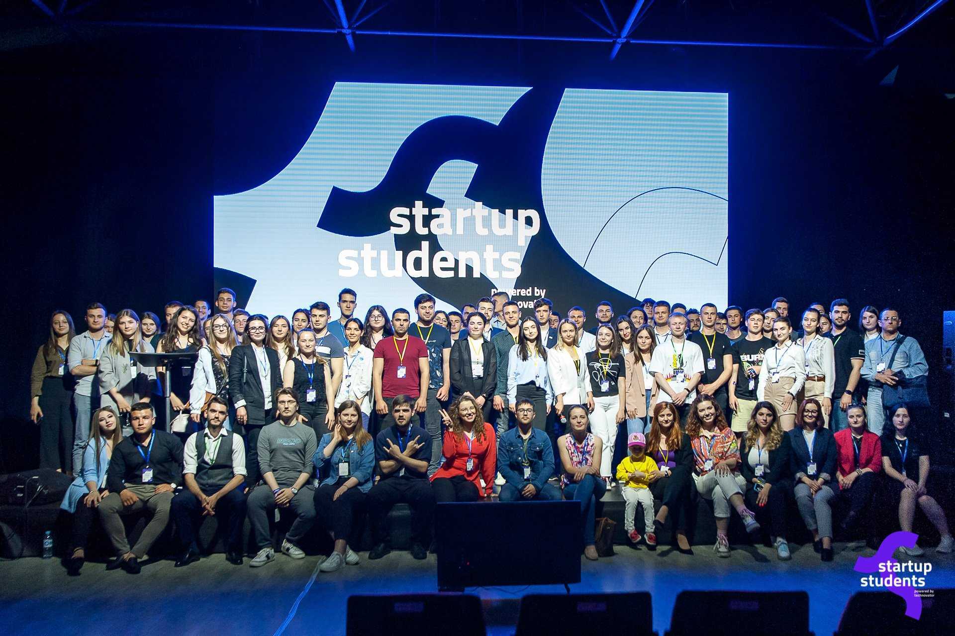 Studenți din toată țara au participat la conferința „Lansează un startup din universitate”