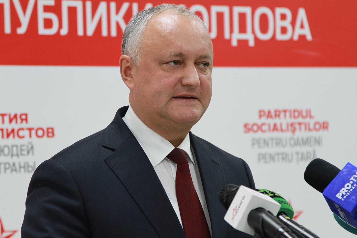 Reacția lui Igor Dodon, după ce a fost reținut: E un dosar politic cusut cu aţă galbenă