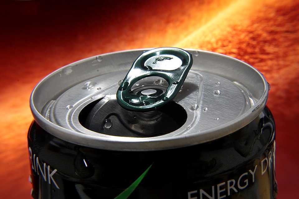 Legislativul a aprobat restricția de fabricare și circulație a producției alcoolice energizante