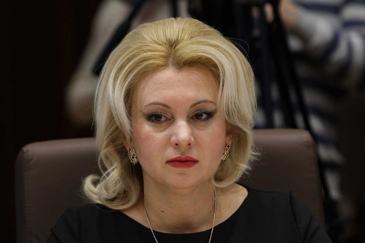 Fosta deputată Violeta Ivanov nu mai stă în arest la domiciliu