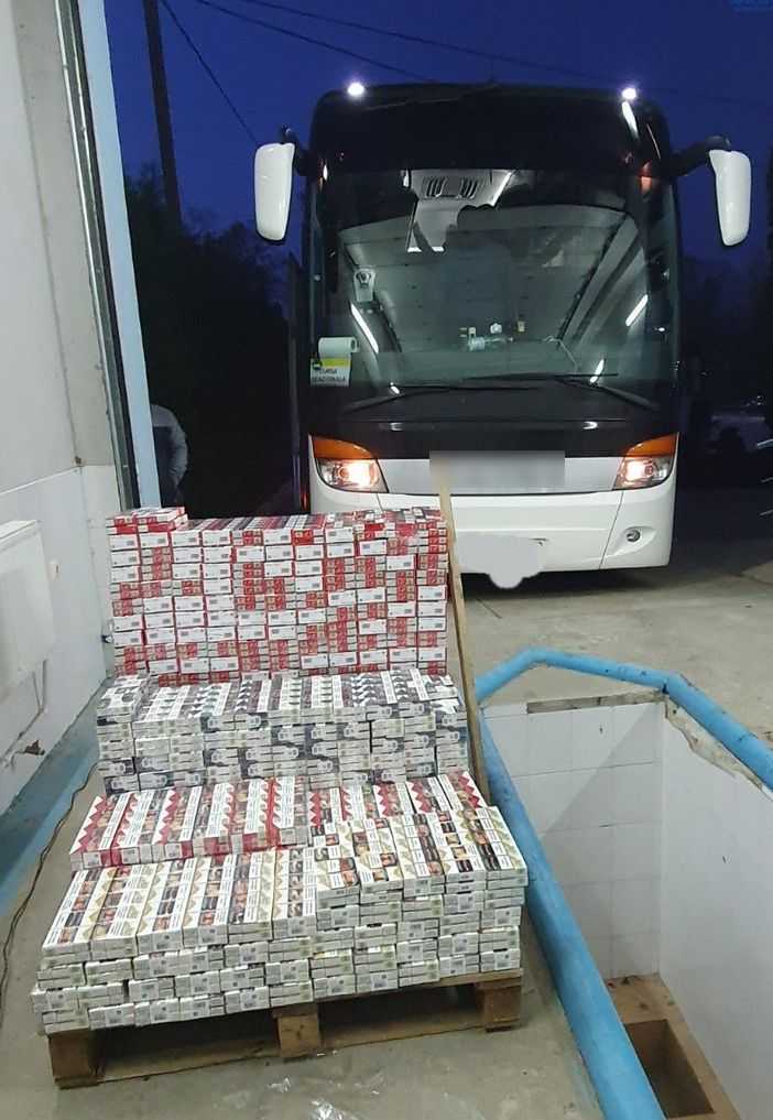 Urmărire penală terminată în dosarul de contrabandă cu peste 137.000 țigări