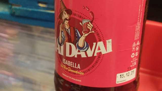 ANSA a retras din comerț trei loturi de vinuri neconforme