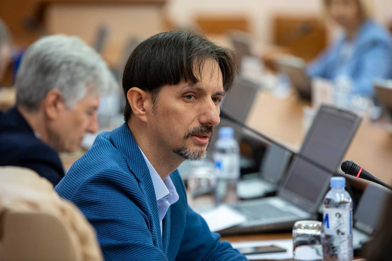 Programul de atragere a remitenţelor în economie „PARE 1+2” , aprobat de Guvern