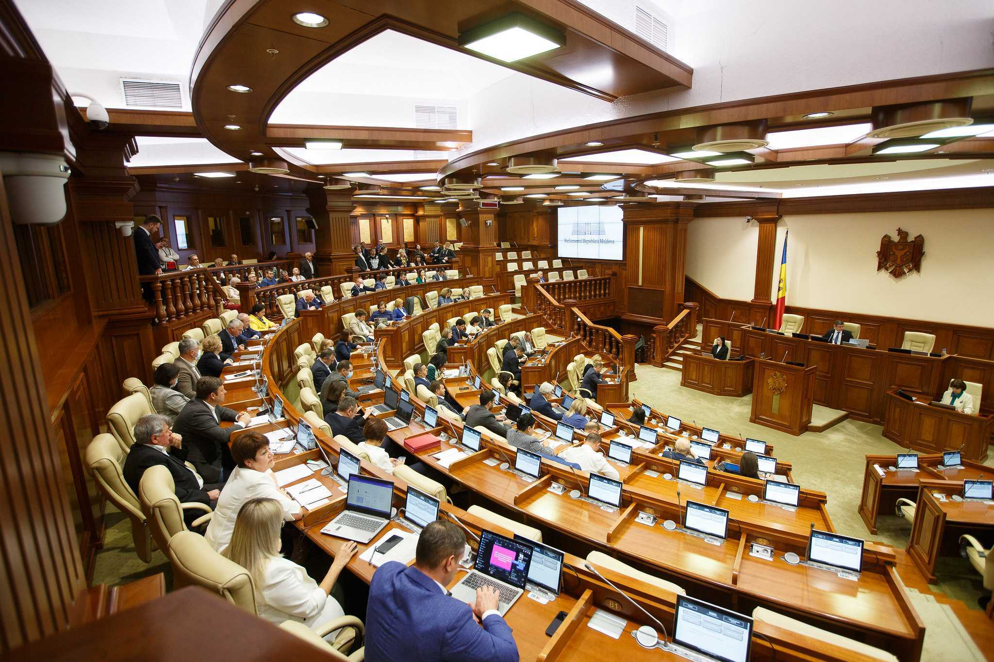 Proiect de lege menit să impulsioneze activitatea investițională și economică în sudul țării