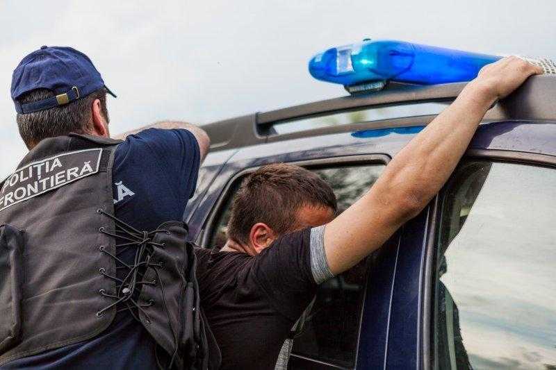 Un cetățean leton, căutat pe INTERPOL, reținut la PTF Palanca