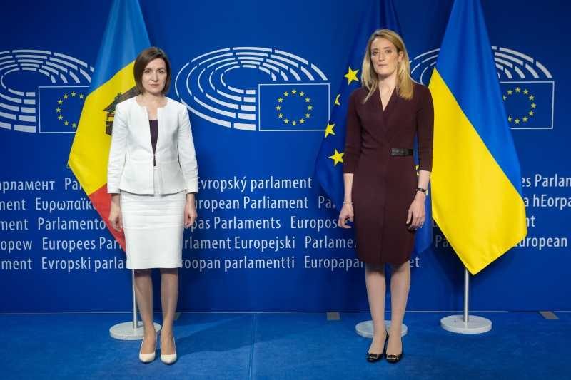 Președinta Maia Sandu a discutat cu Roberta Metsola, Președinta Parlamentului European