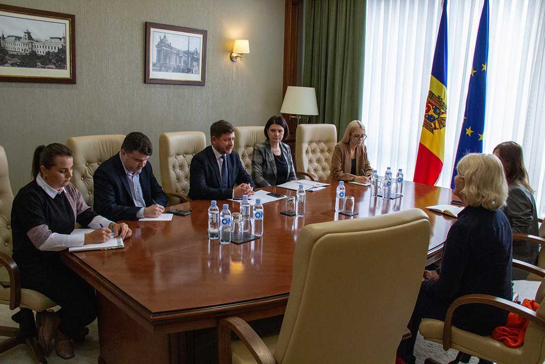 Secretarul general al Guvernului s-a întâlnit cu noua Directoare de țară a GIZ Moldova