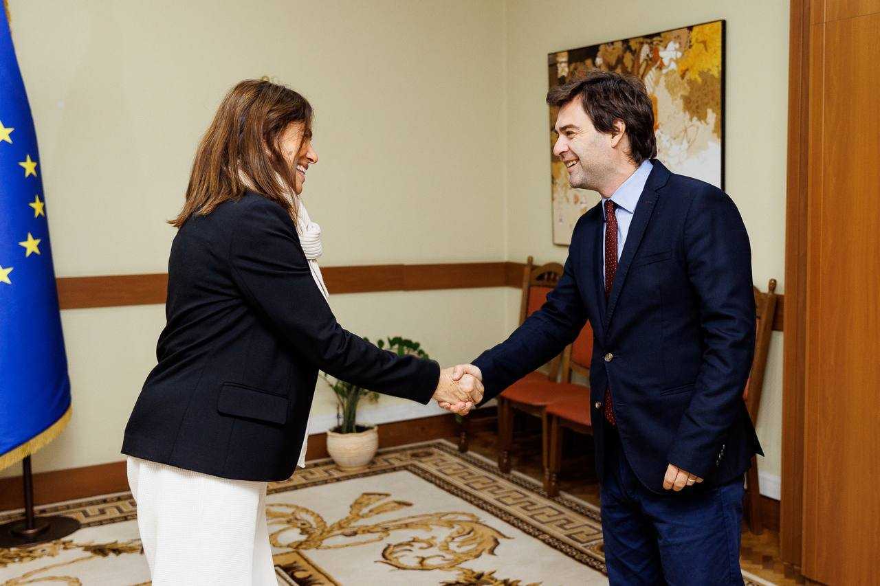 Întrevederea lui Nicu Popescu cu ambasadoarea Portugaliei în R.Moldova, Teresa Macedo