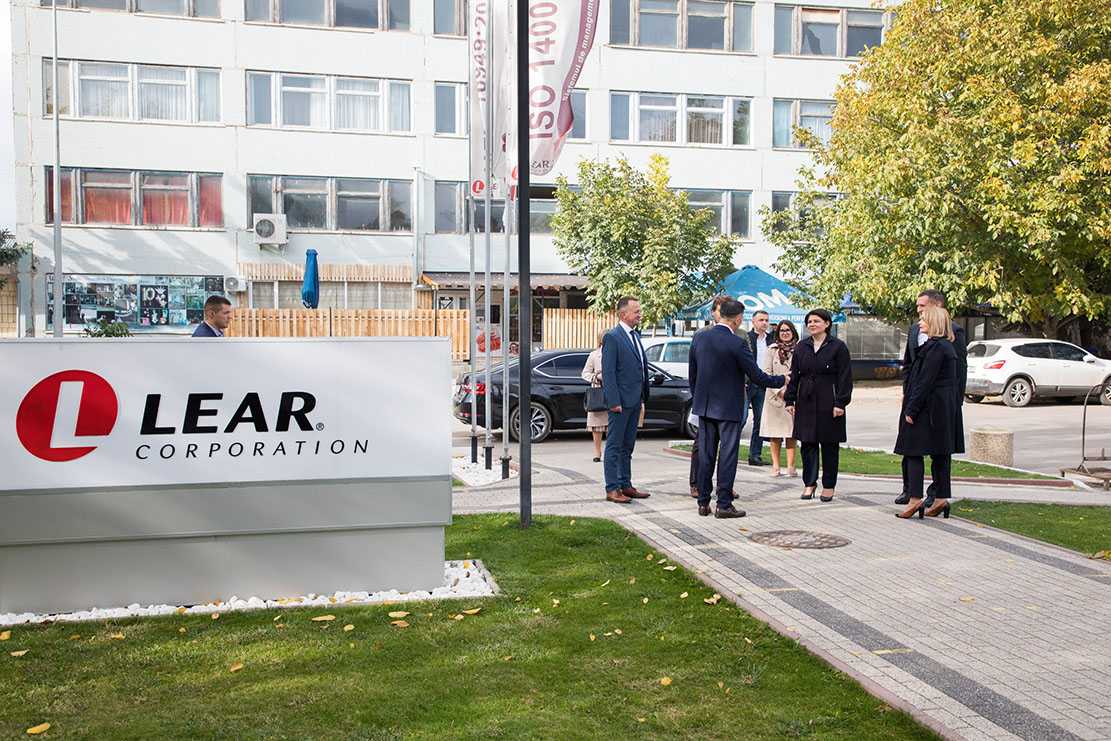 Natalia Gavrilița a vizitat compania cu capital străin Lear Corporation din Ungheni