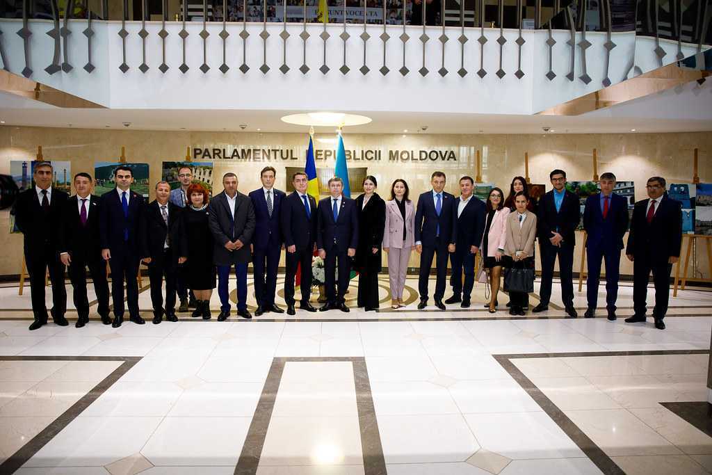 Igor Grosu a discutat cu prim-vicepreședintele Parlamentului Republicii Azerbaidjan
