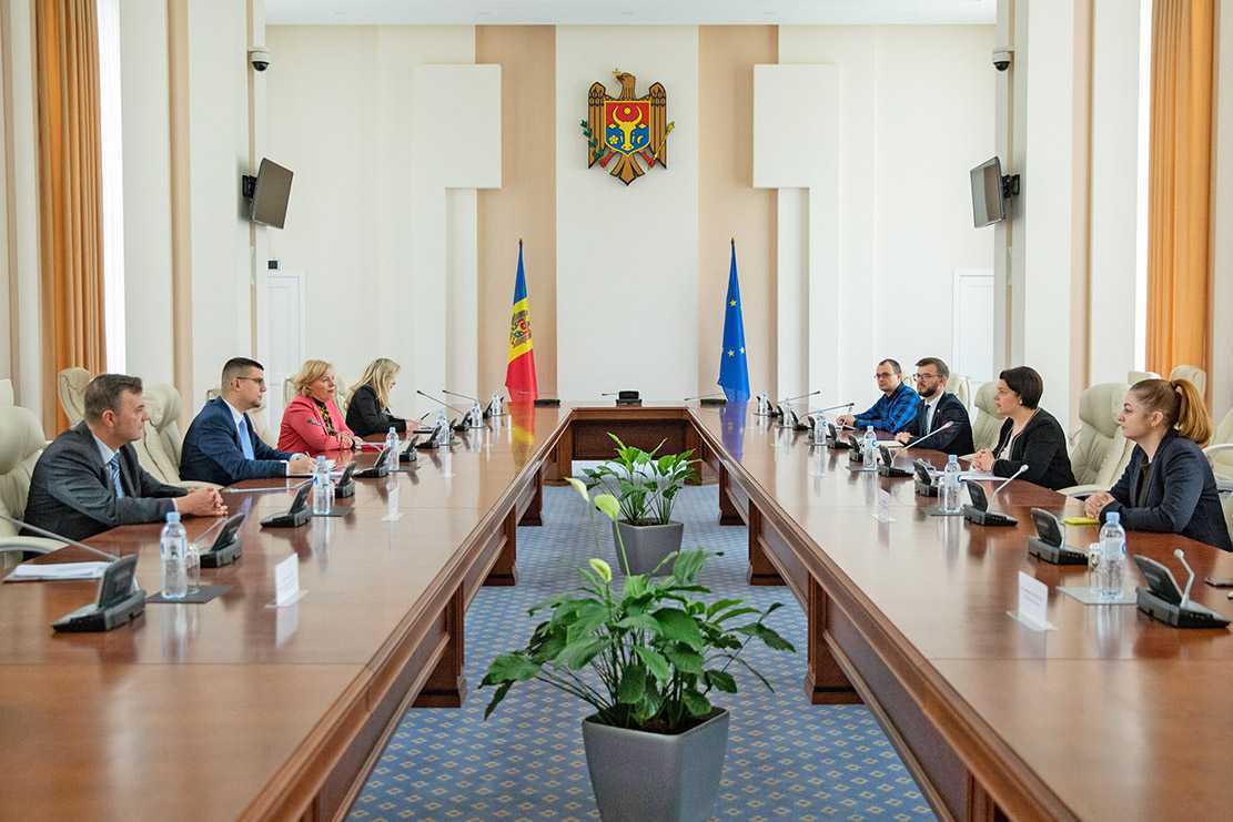 Natalia Gavrilița, în discuții cu membrii Comisiei pentru afaceri europene din cadrul Parlamentului Croat