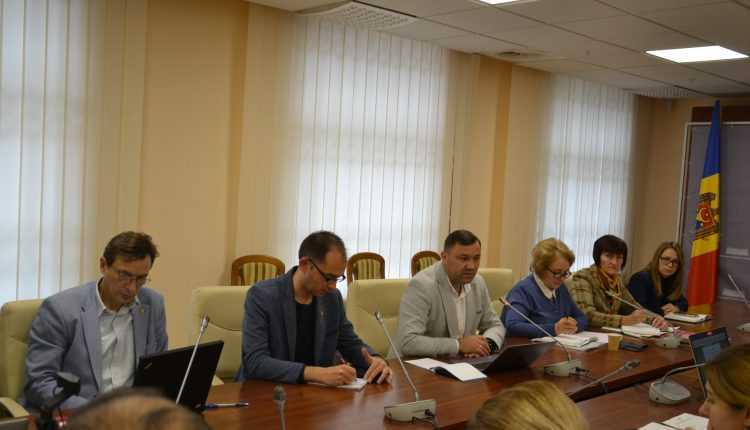 Grupul de lucru pentru combaterea spălării banilor, în consultări cu BNM