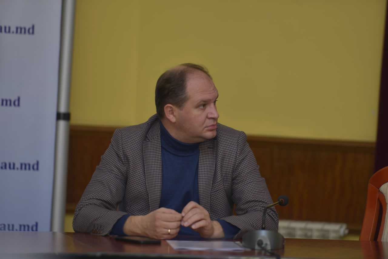 Primarul Ion Ceban: Nu dau afară angajații pe criterii politice