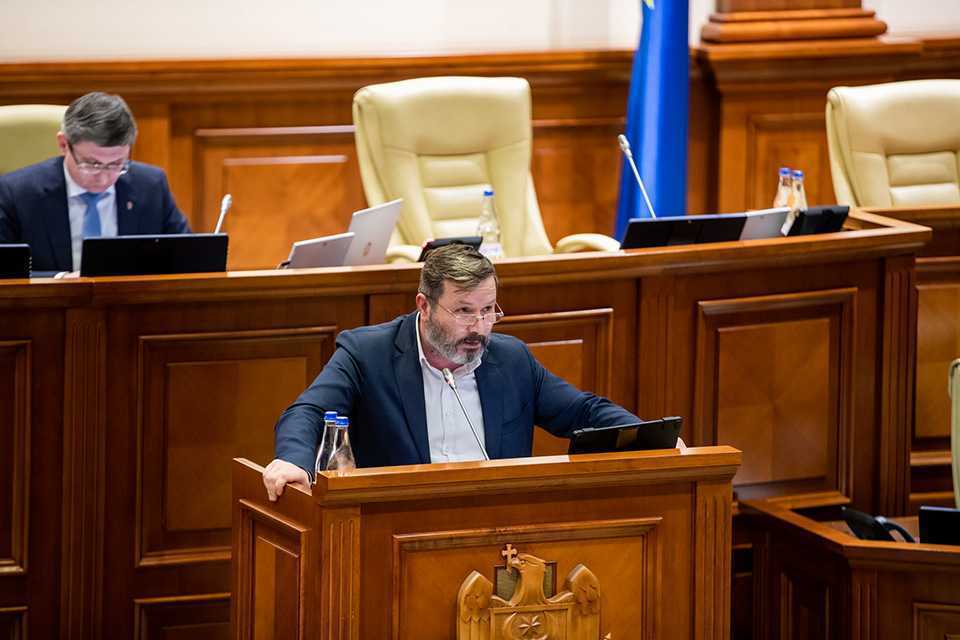 Întreprinderile din sectorul zootehnic ar putea fi scutite de unele taxe