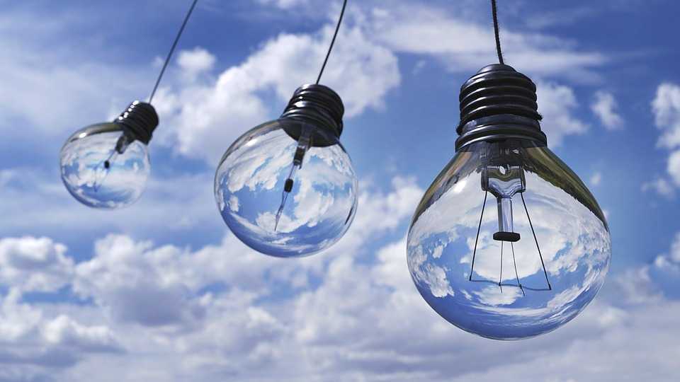 S-a ieftinit electricitatea: Noile prețuri aprobate de ANRE